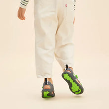 Lade das Bild in den Galerie-Viewer, Affenzahn Sandale Vegan Airy Panther