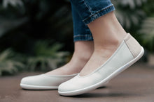 Lade das Bild in den Galerie-Viewer, Be Lenka Ballet Flats-Sophie-Chalk White