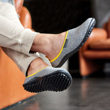 Lade das Bild in den Galerie-Viewer, Leguano ACASA Hausschuhe