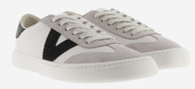 Lade das Bild in den Galerie-Viewer, Victoria Olmo Barfußsneaker Schwarz

